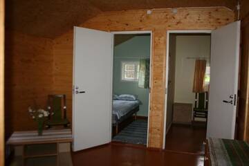Фото номера Бунгало с внутренним двориком Лоджи Metskonna Forest House г. Ныва 13